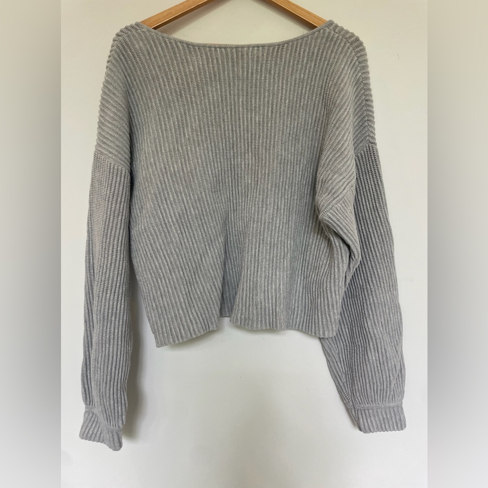 Lunya Gray Crew Neck Sweater with Ribbed Texture